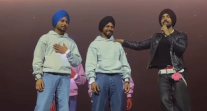 Diljit Dosanjh bows down to fans at Wembley gifts them for attending his concert users praise