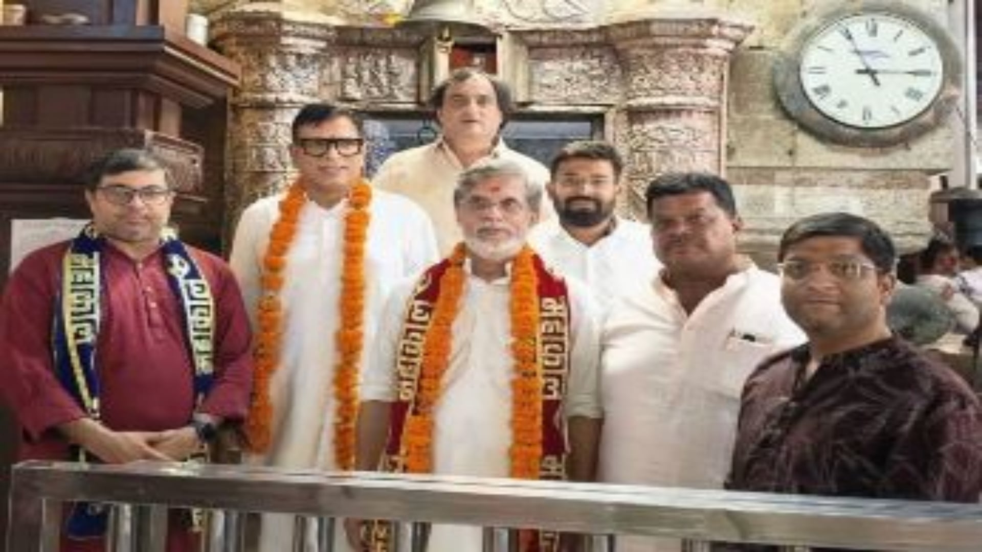 महाकाल मंदिर में पवन खेड़ा