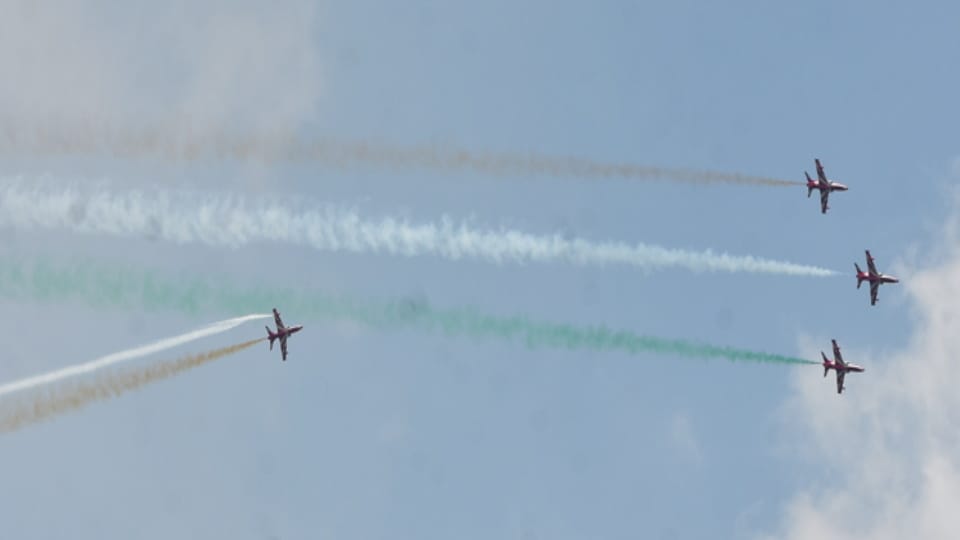 Meerut Air Show: Surya Kiran’s Nine Hawks Dazzle Crowd with 35-Minute Aerial Display