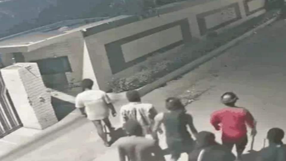 Woman held hostage and robbed in Jalandhar