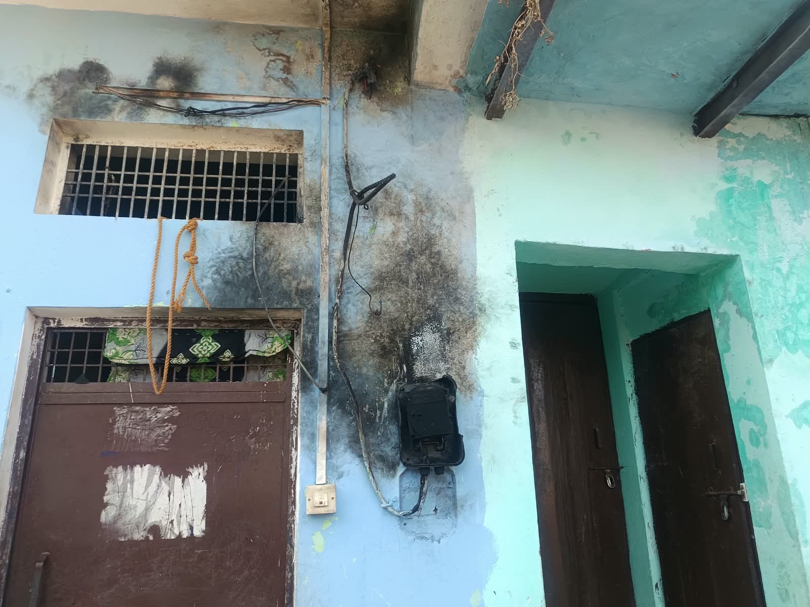 Four children suffered burns after coming into contact with high-tension power line while flying pigeons