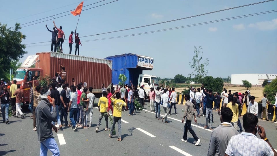 Major uproar over demands for a UGC rollback and Yamuna Expressway blocked in Agra
