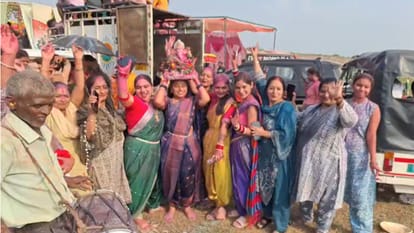 Nath Nagri immersed in the spirit of Maharashtra during the Ganesh Visarjan procession in Bareilly