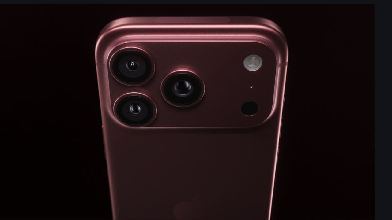 Giving Your Phone to Someone Know This Useful Privacy Feature