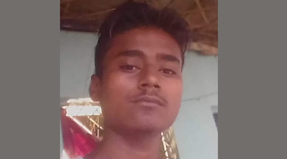 Kanpur Speeding bike hits divider youth dies after getting caught on the railing friend critically injured