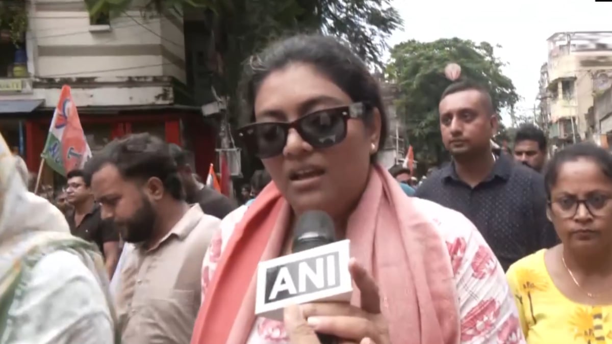 कोलकाता में टीएमसी का प्रदर्शन: नेताओं पर हमले और भाजपा पर कार्यालय कब्जाने का आरोप