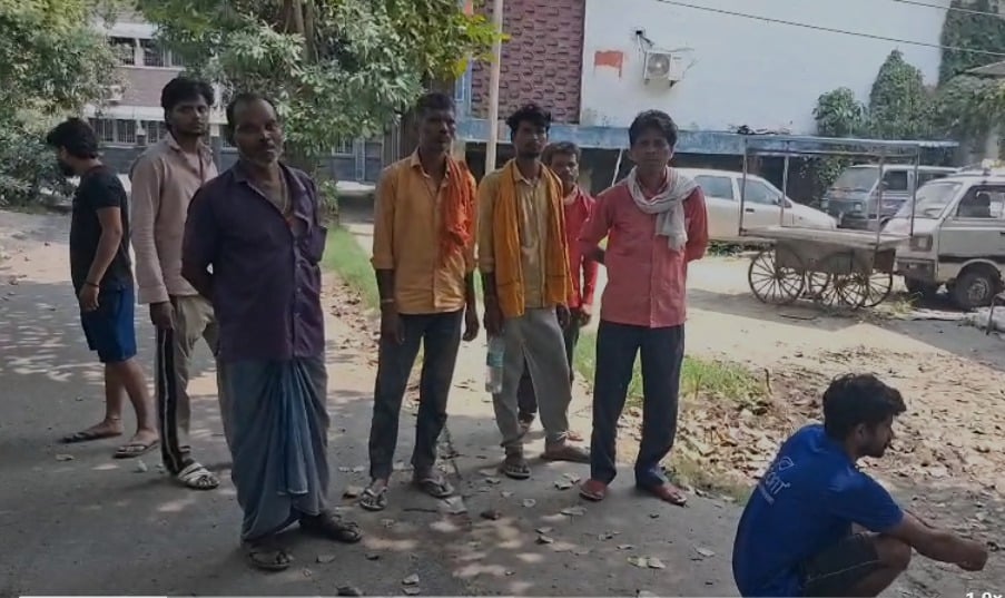 नशे में मां को जिंदा जलाने का आरोप, बेटा गिरफ्तार