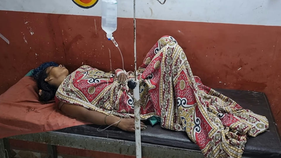 Hardoi: Husband shoots wife, referred to Lucknow
