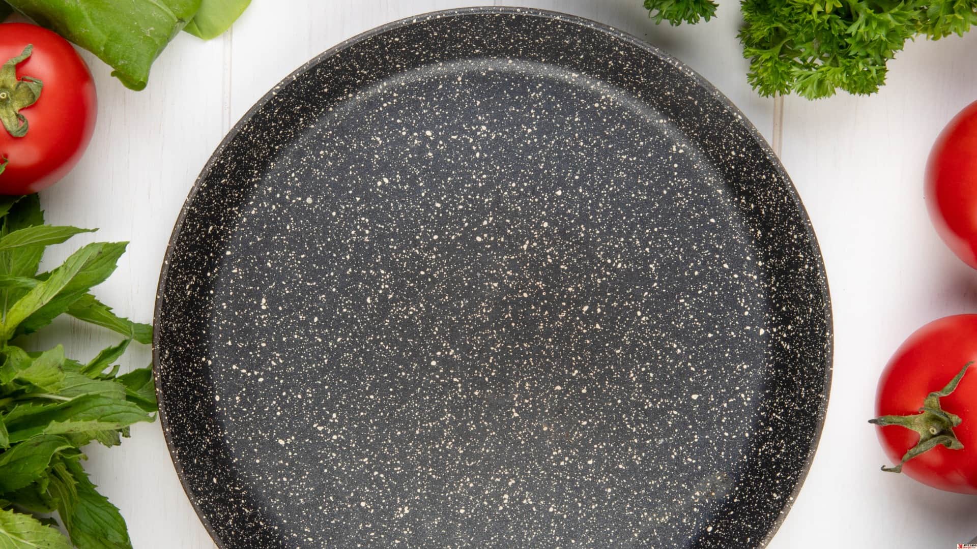 Non Stick Frying Pan Care These Everyday Mistakes Can Damage the Coating