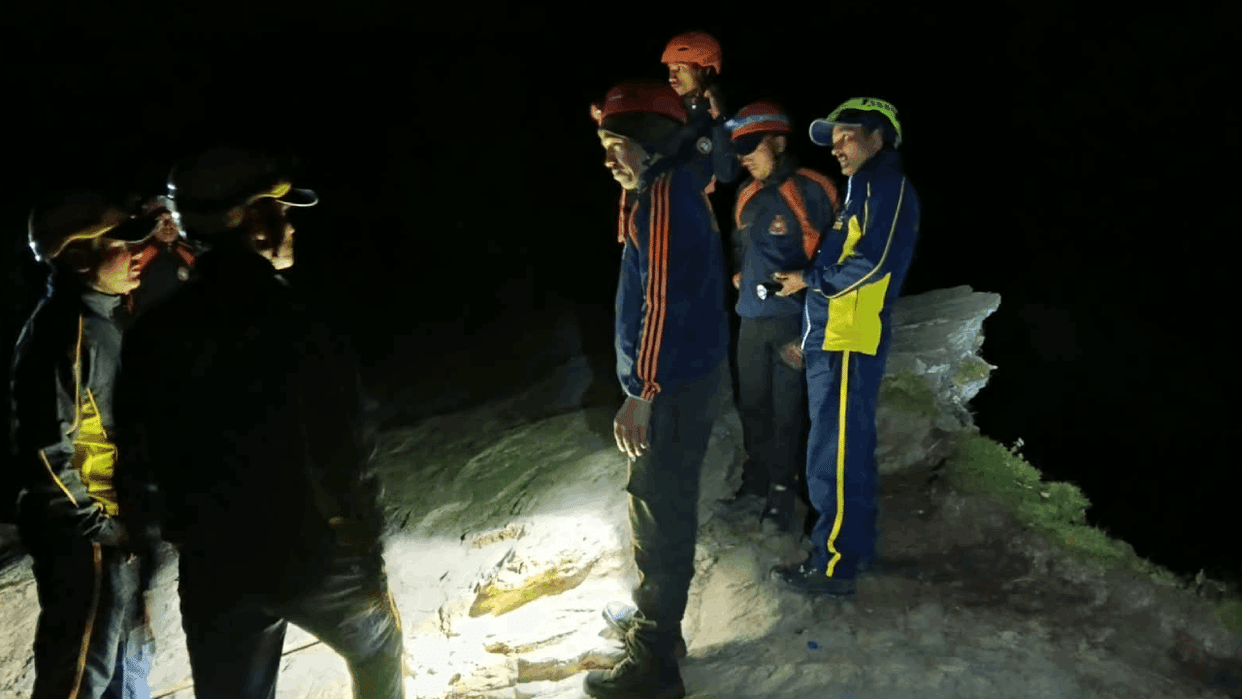 Woman falls into gorge near Ganesh Temple on Tungnath trek  search operation continues through night