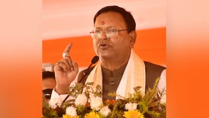 UP: CM Yogi Adityanath said in Meerut - Bajrangi devotees will answer to Babar's followers, they hate Ram.