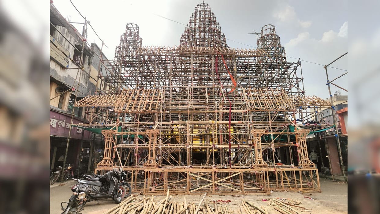 Durga puja 2026 UP tallest Goddess Durga idol standing 30 feet tall—will be installed in Kashi