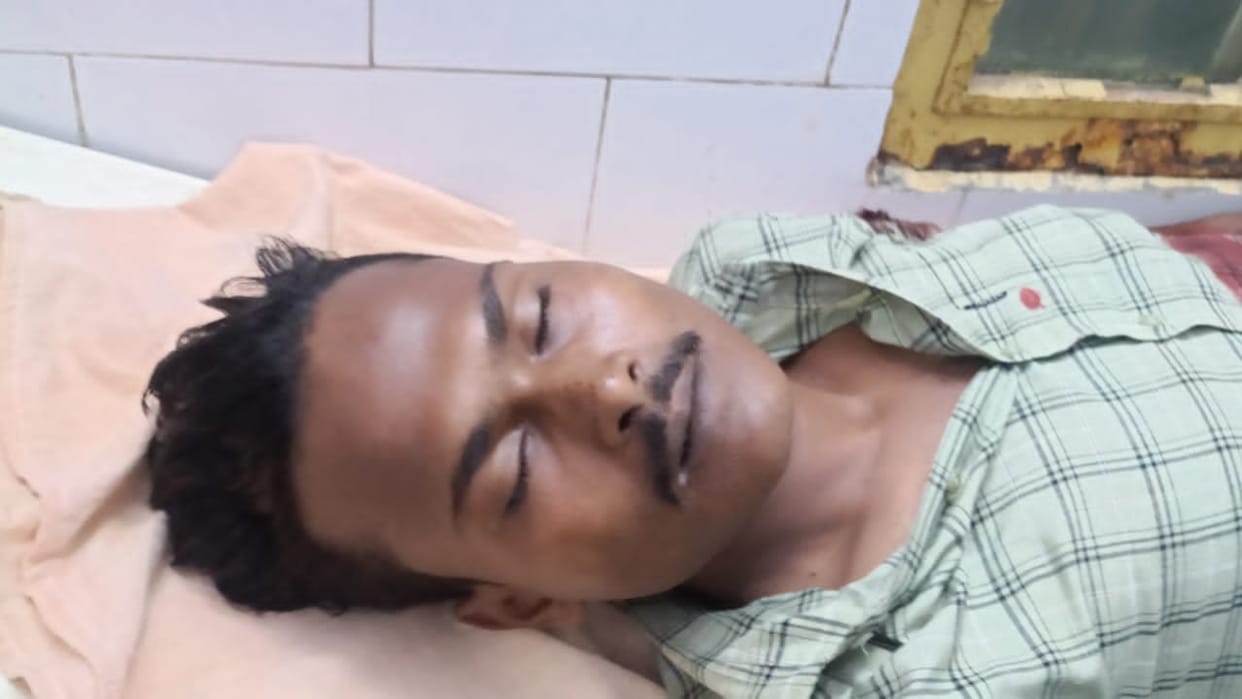 bike surrounded a car driver and shot him due to an old enmity in pilibhit