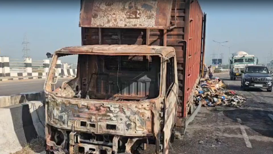 Major accident on Rajpura-Patiala Highway Massive fire breaks out in moving truck driver critical