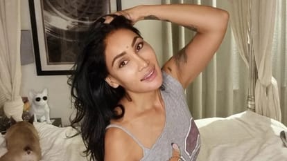 Sofiya hayat u turn after trolling salman khan on taking stand against trollers and paparazzi