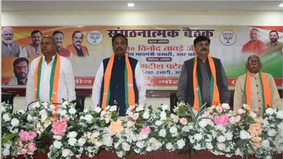 In Gorakhpur, Tawde analyzed the reasons behind the drop from 12 seats to 6 in the Lok Sabha.