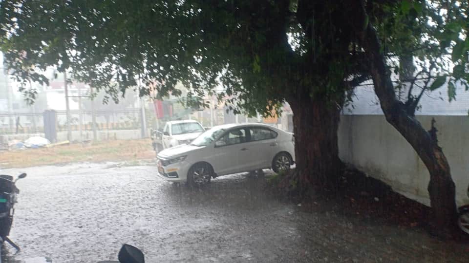 Sudden heavy rain in Haldwani