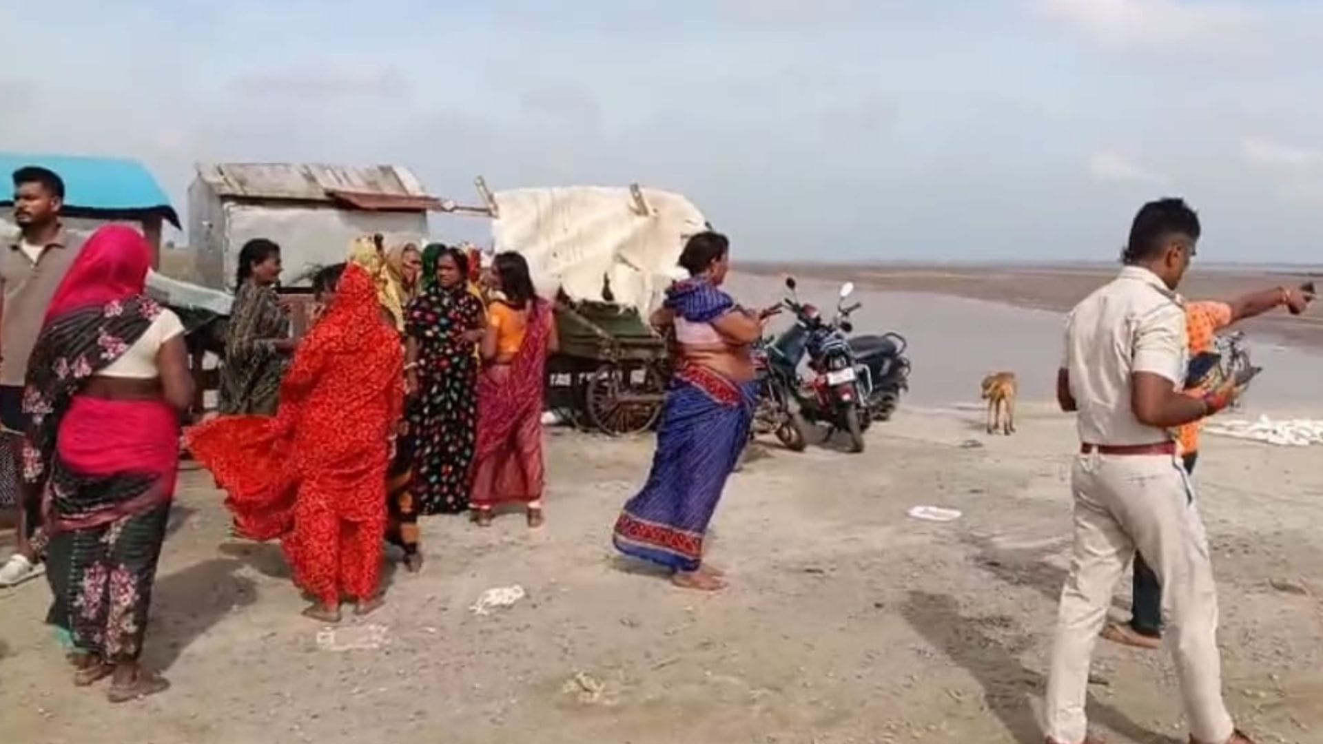 मौके पर पहुंची पुलिस