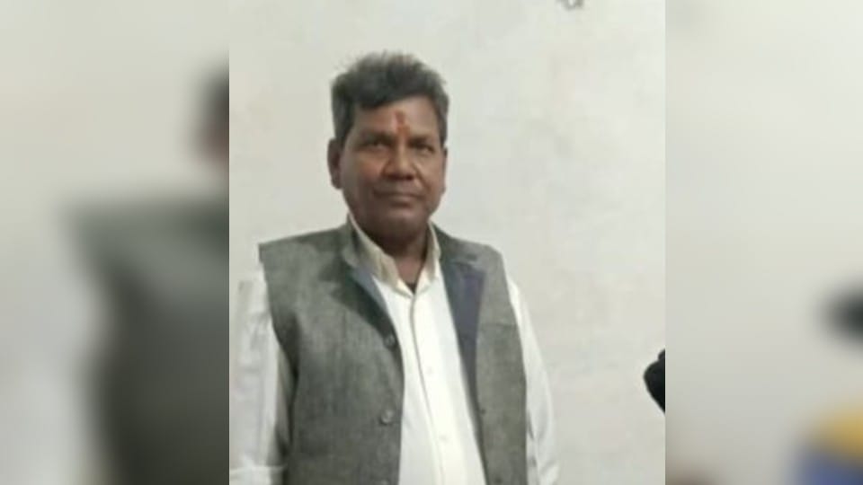 Elderly singer dies in road accident in Kishani in Mainpuri