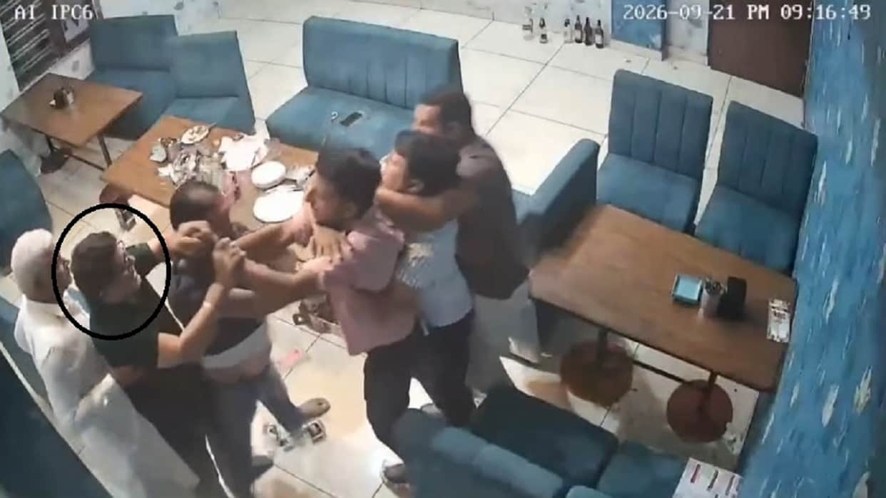 Altercation during hotel party in Fatehabad; primary school teacher dies under suspicious circumstances.