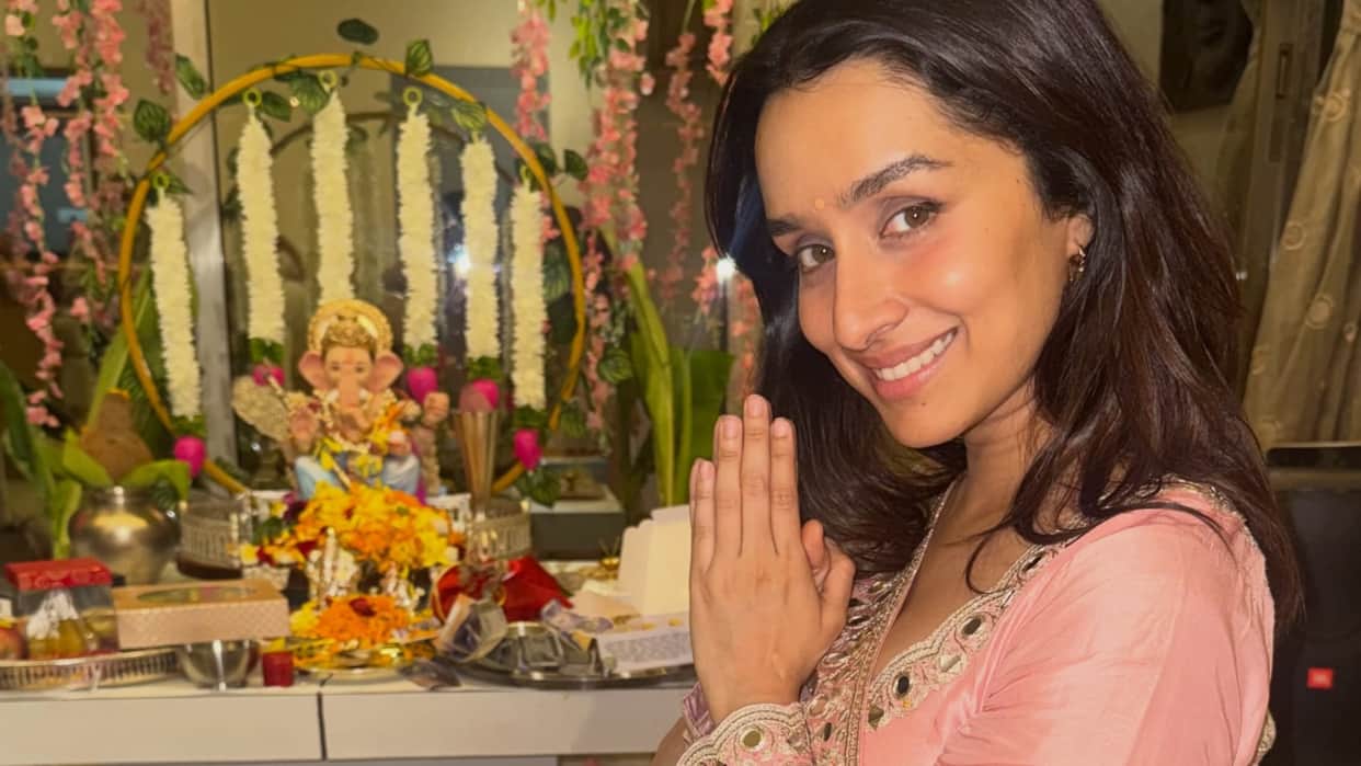Shraddha Kapoor Celebrates Ganesh Chaturthi With Family Shares Candid Festive Moments And Modak Treat
