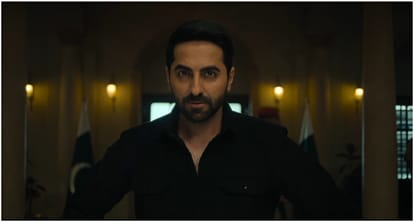 Udta Teer film review in hindi Ayushmann Khurrana and Sara Ali Khan starrer spy comedy is reverse dhurandhar