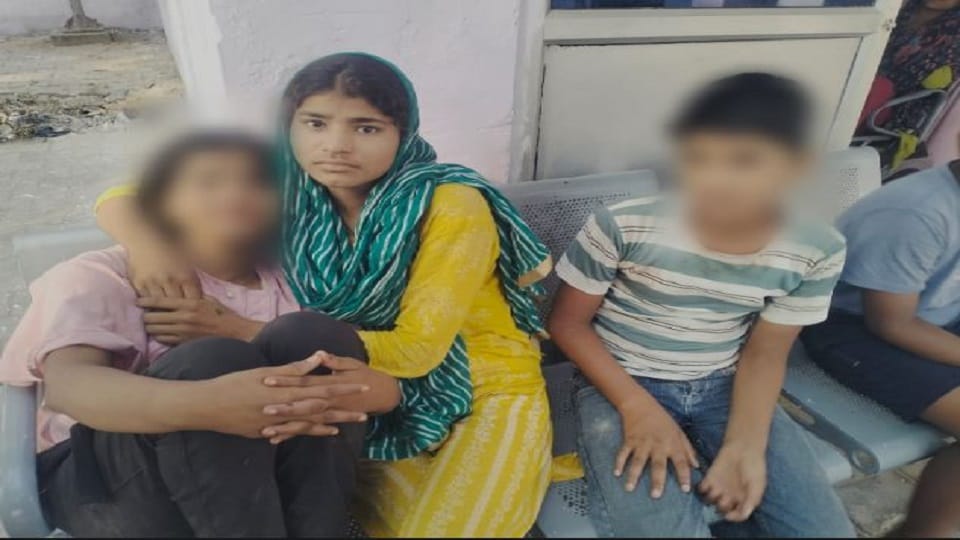 Etah Double Murder Man kills mother-in-law and wife by striking them with hammer