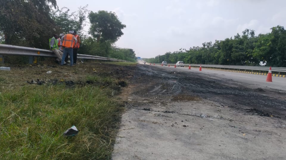 Greater Noida Yamuna Expressway bus fire accident Nine killed many rescued as bus fir