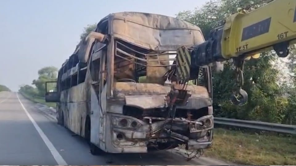 Greater Noida burning bus DNA testing to identify three bodies