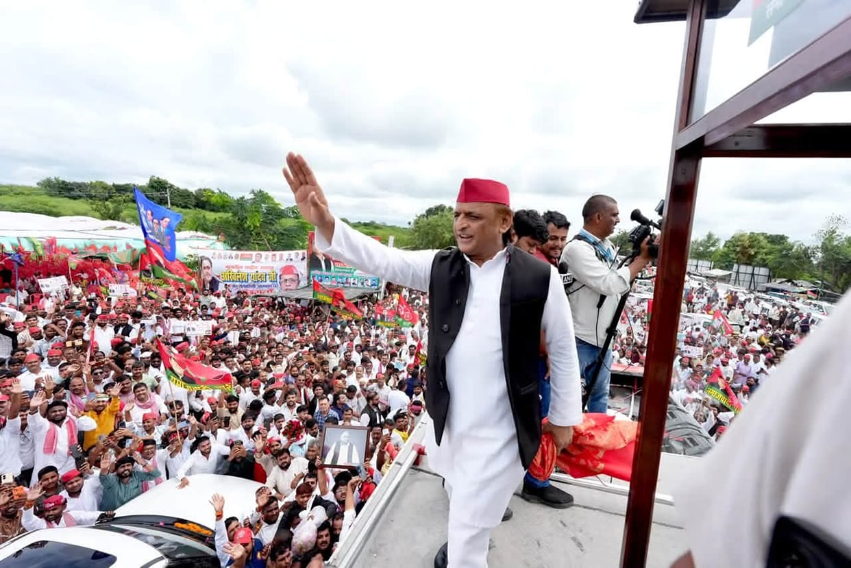 SP's Rath Yatra LIVE: Akhilesh sounds the election bugle for Mission 2027.
