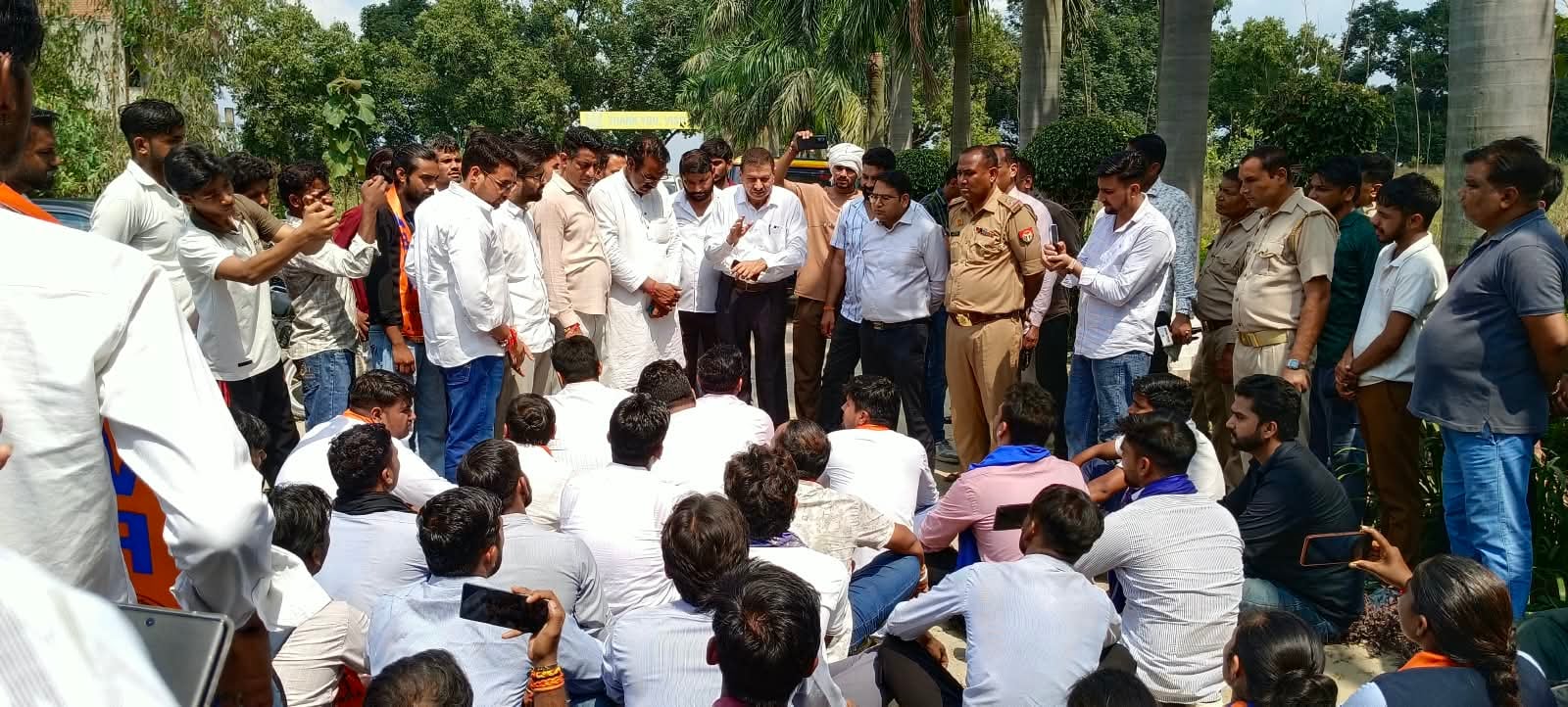 Students End Protest After Written Assurance of Continuing Studies at Same College for Two Years