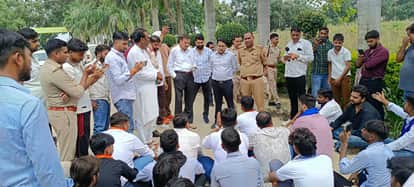 Students End Protest After Written Assurance of Continuing Studies at Same College for Two Years