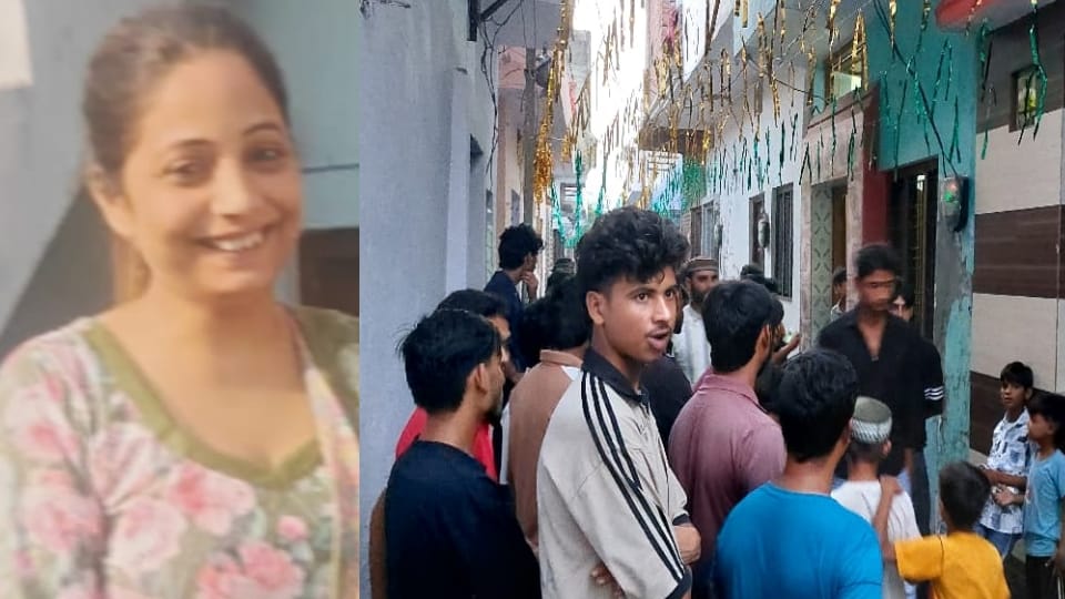 गजाला की फाइल फोटो और हत्या के बाद घर के बाहर लगी भीड़।