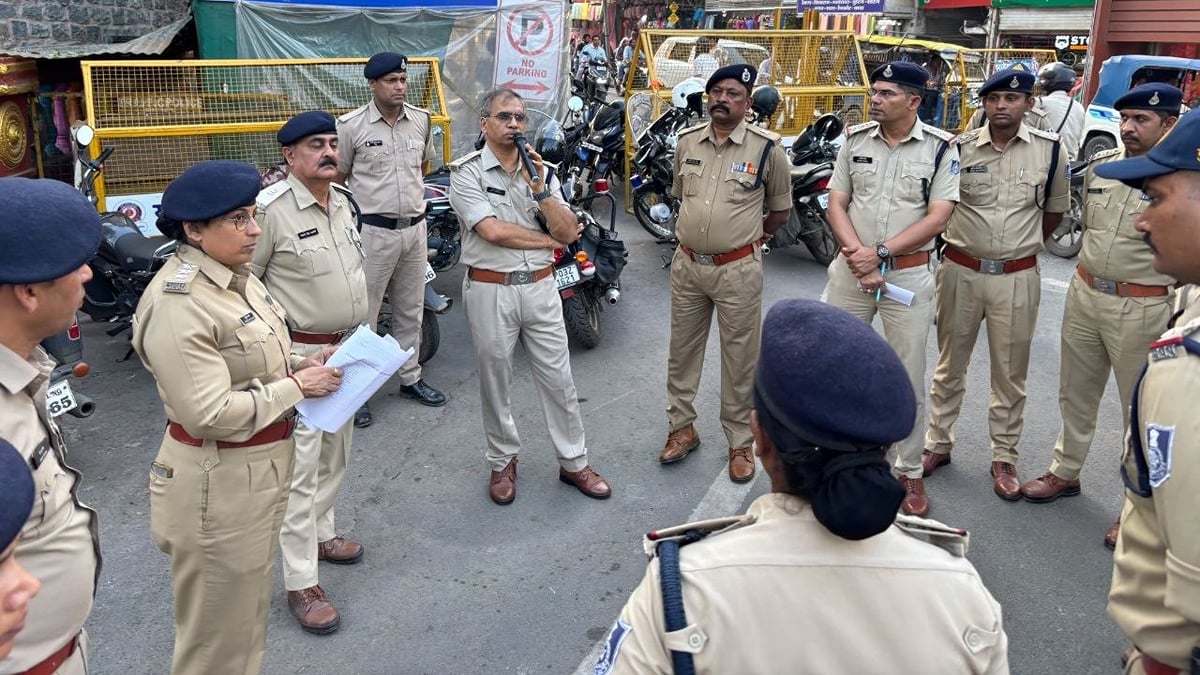 इंदौर: दोपहर 3 बजे के बाद कई प्रमुख रास्ते बंद, शाम को निकलेगा झांकियों का कारवां, लाखों लोग आएंगे