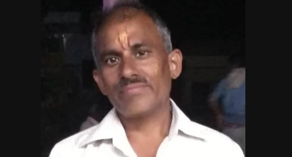 Etawah Accident Speeding bus runs amok on Agra Road farmer crushed to death police sent body for postmortem