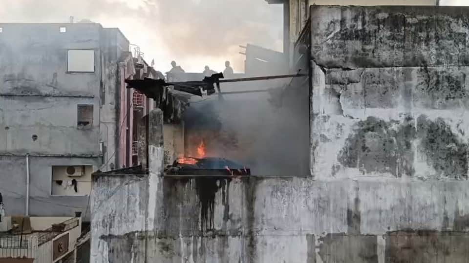 Fire breaks out in textile warehouse in haldwani
