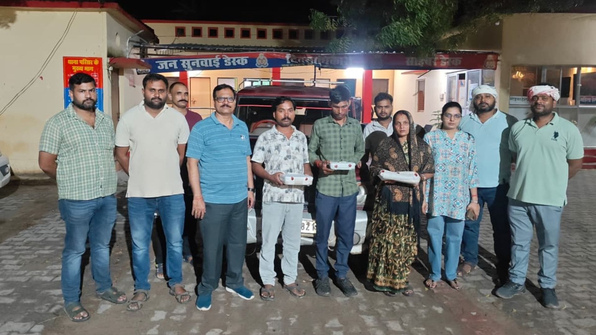 महिला समेत तीन गिरफ्तार