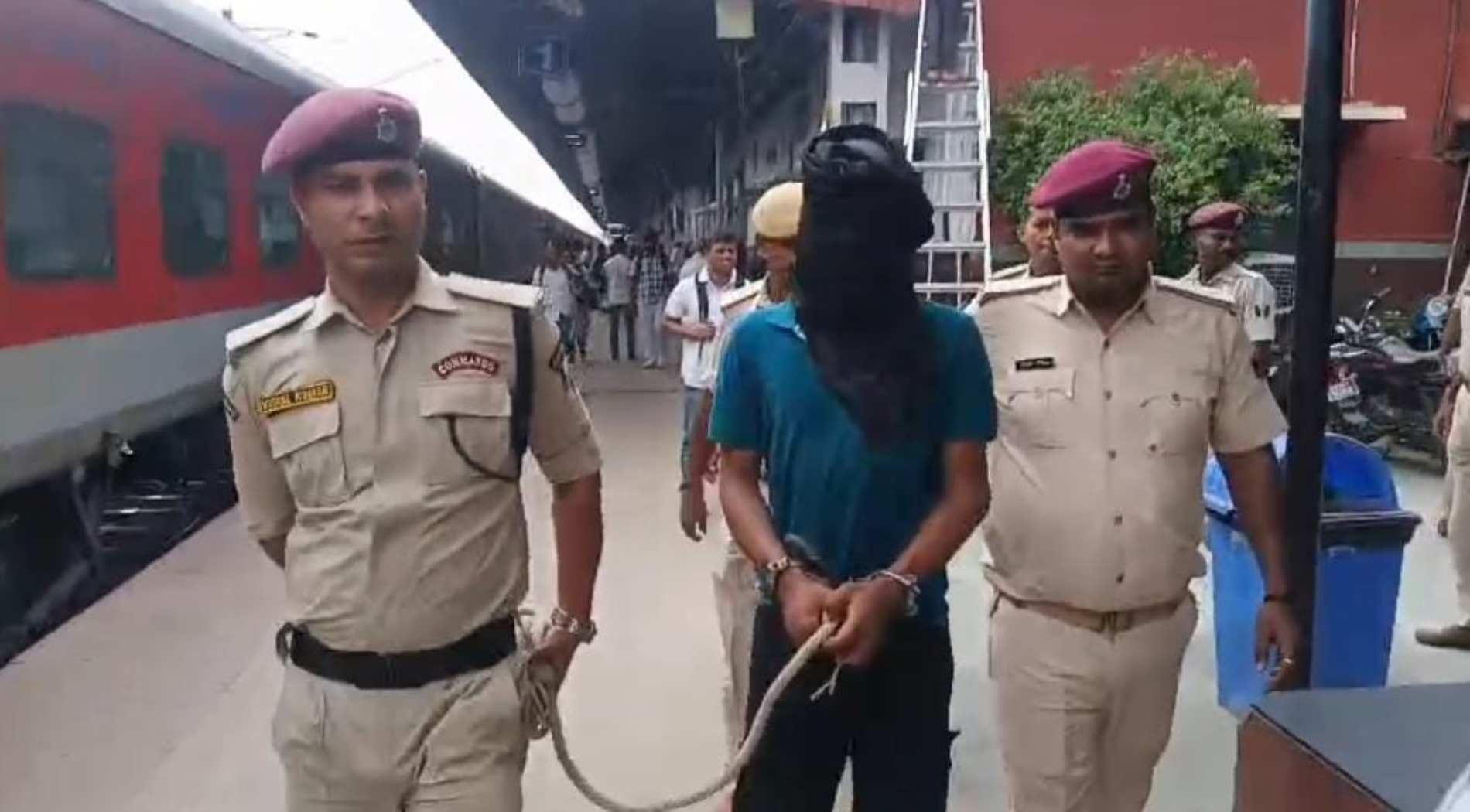 मुख्य आरोपी रोहित तिवारी वाराणसी से गिरफ्तार