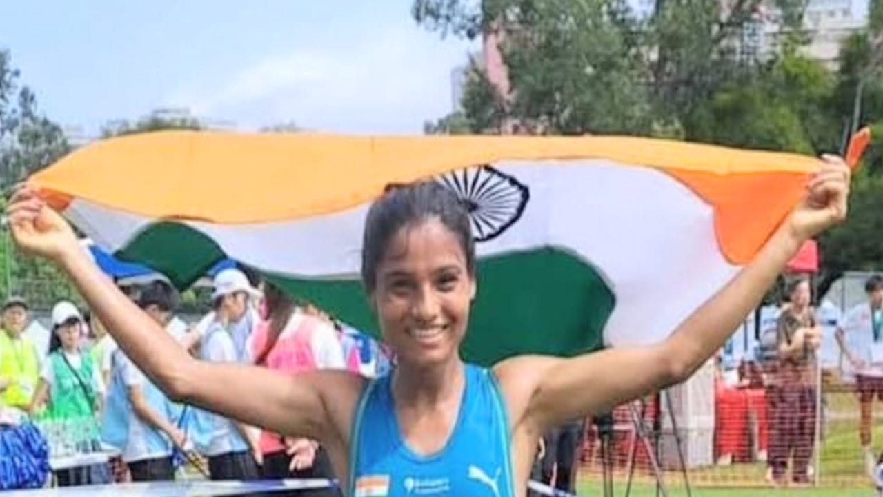 Seema kumari Success Story: Once without shoes ran barefoot on rugged mountain paths