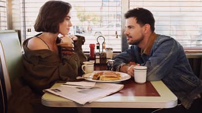 twilight fame actor Taylor Lautner and wife Taylor Tay Lautner welcomed their daughter