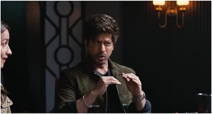 shah rukha Ranbir and Alia roast each other in new ad Fans demand to Kran Johar cast in film