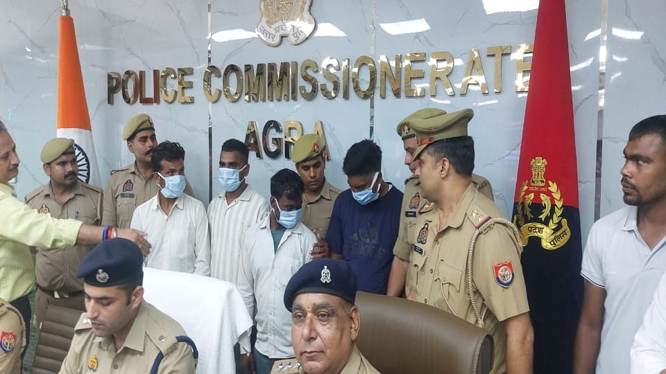 Agra Conversion Network: High-Tech Trap Using Healing Meets Apps and Incentives Four Arrested