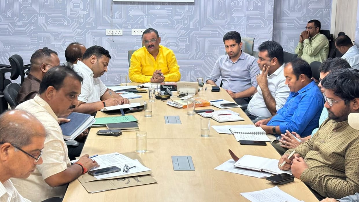 Varanasi Relief sewer issues in new urban areas master plan for drainage prepared contractors advised