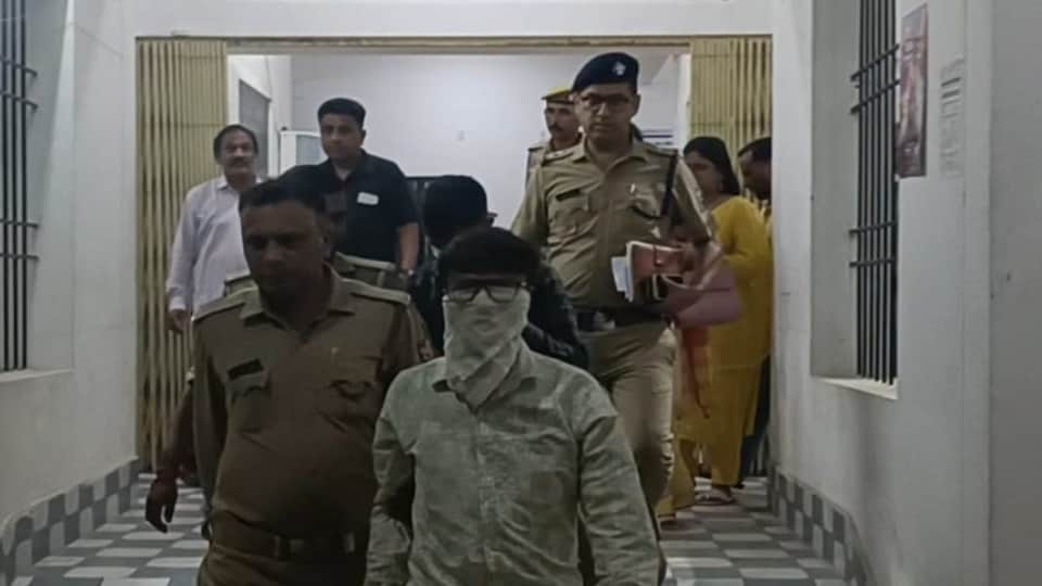 Two youths arrested for making fake caste and residence certificates in gadarpur
