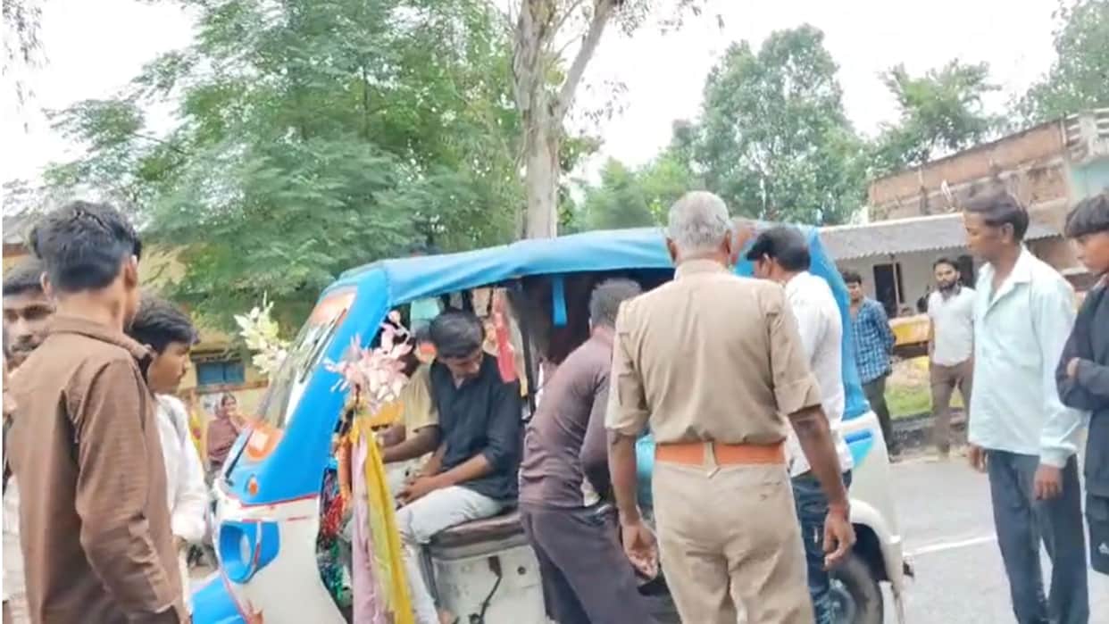 Motorcyclist killed in collision with chassis identified via Aadhaar in sonbhadra