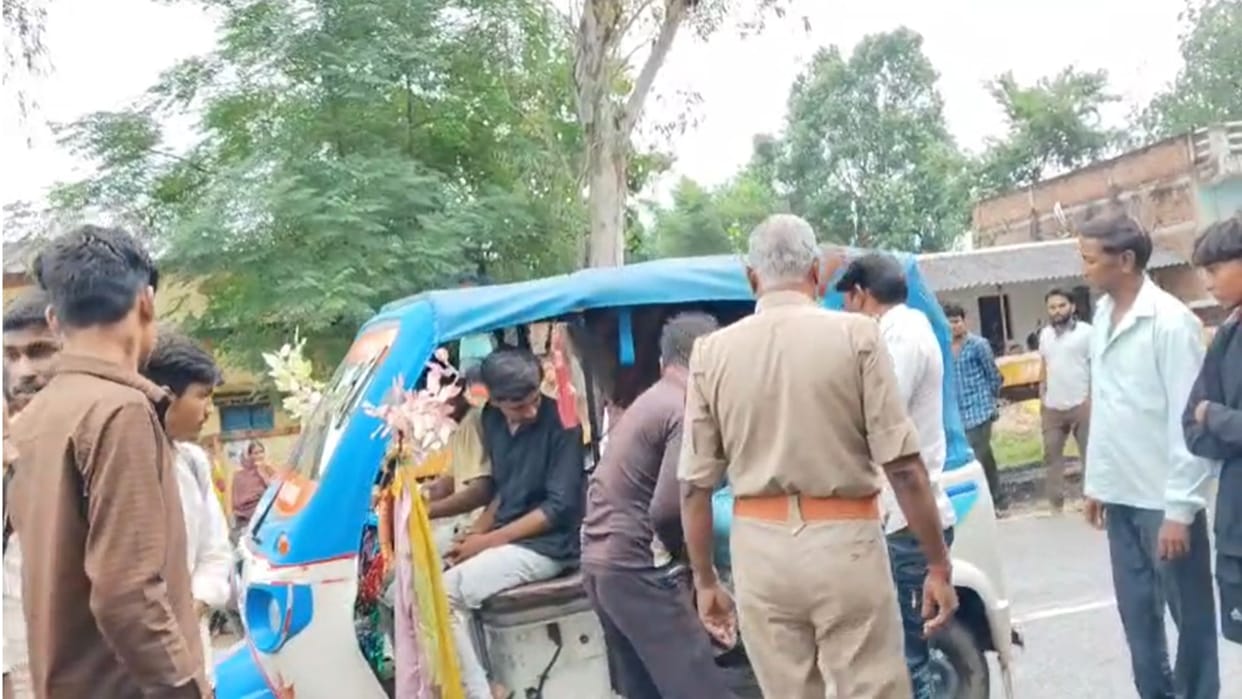 Motorcyclist killed in collision with chassis identified via Aadhaar in sonbhadra
