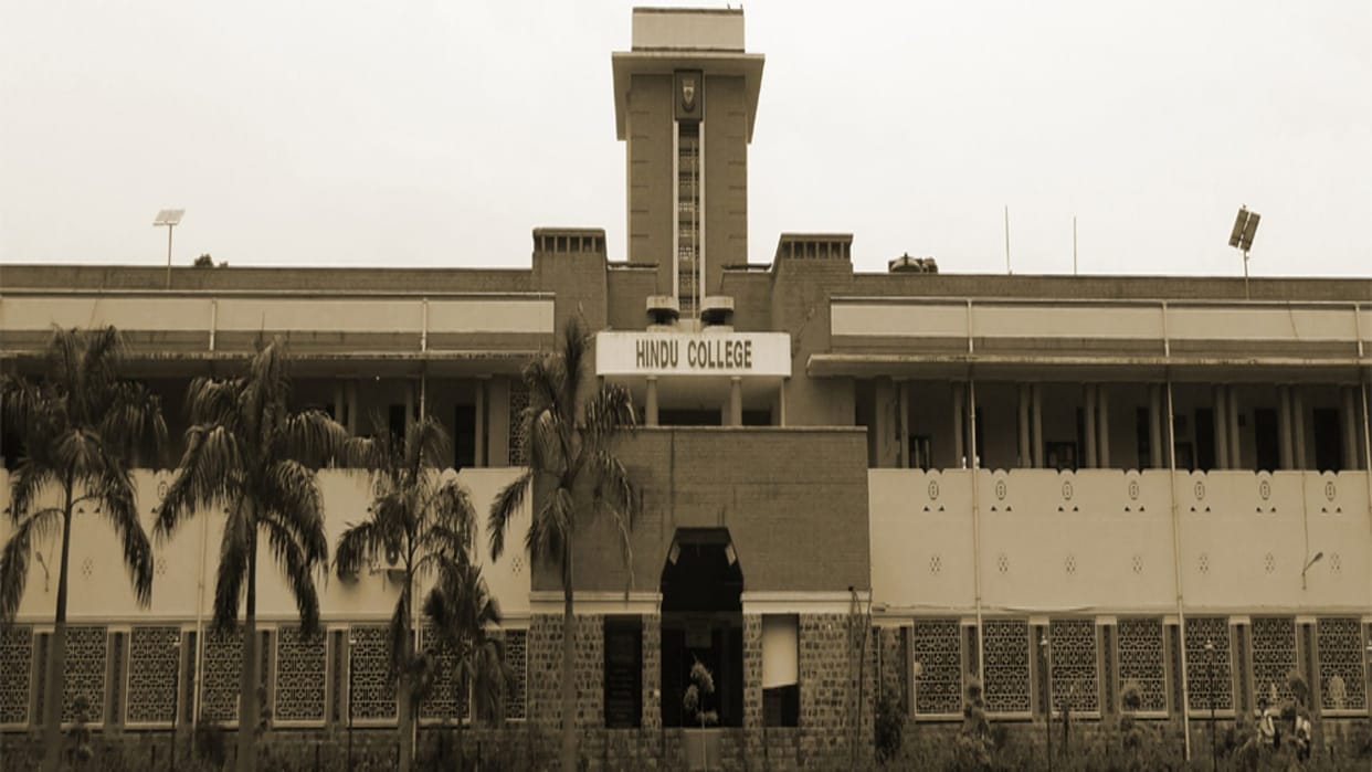 Hindu College Faces Dispute Over Show-Cause Notice, Administration and Staff Association at Odds