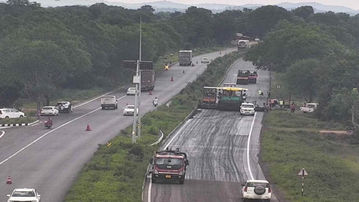 Road made from plastic waste: Trial conducted on the Jhansi-Lalitpur highway