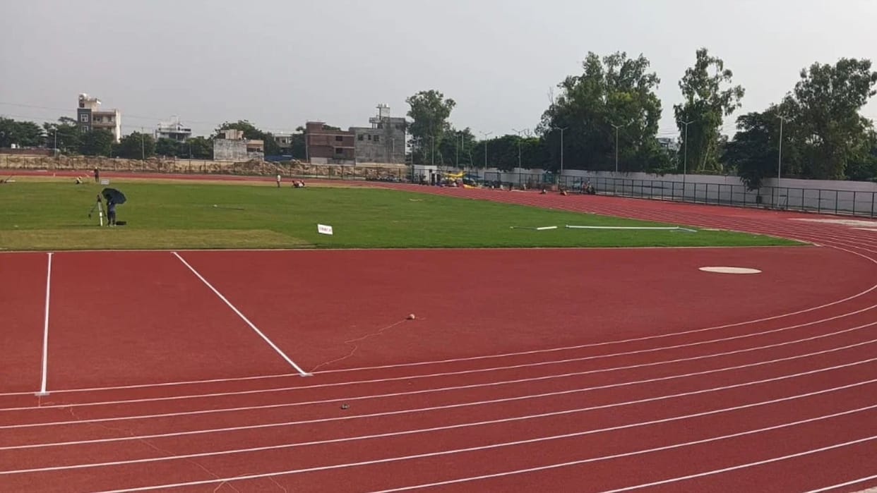 Despite having two synthetic tracks in Kashi athletes will run on dirt track during competition