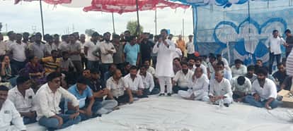Colony Developers and Property Buyers Begin Indefinite Protest in Uldepur After Supreme Court Order